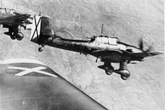 Ju_87B-1_Spain