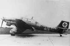 Ju_87_V-4_D-UBIP