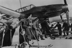 Junkers_Ju87_1940