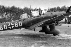 Junkers_Ju87_B_code_6G-BD_of_StG_51