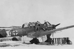 Junkers_Ju87_B_code_AD-RS