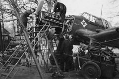 Junkers_Ju87_B_of_the_4-StG_2