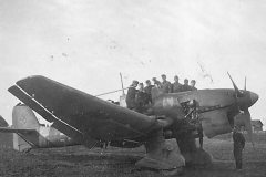 Junkers_Ju_87B_on_the_ground_