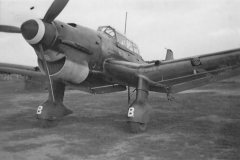 Junkers_Ju_87_B_in_Babenhausen_1941