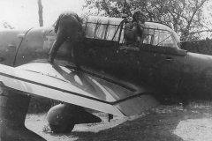 Junkers_Ju_87_B_of_8-StG_51_1940