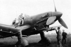 Junkers_Ju_87_D-5_of_2-JG_107_Markersdorf_May_1944