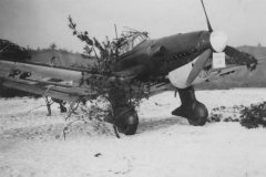 Junkers_Ju_87_Stuka_winter