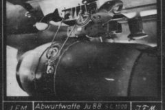 Ju88_SC1000_bomb