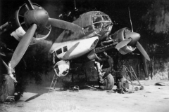 Ju88_bomber_Creil_France1941