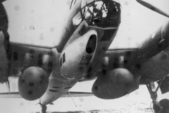 Ju_88D-2_with_two_900_liter_tanks