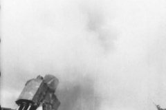 Heavy_mortar_Karl_Gerat_VI_Ziu_Warsaw_Uprising_1944_firing
