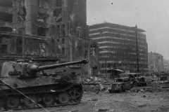 Konigstiger_Berlin_45