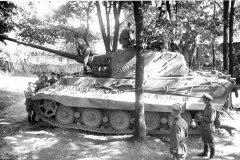 Tiger_2_tank_502_2