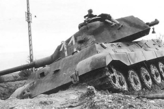 Tiger_2_tank_porsche_turret_11_3