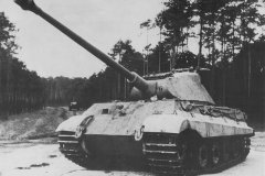 Tiger_2_tank_porsche_turret_19
