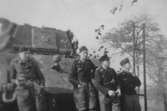 Tiger_II_turret_number_313_with_zimmerit