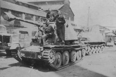 Marder_III_Ausf_H_and_Marder_II_D