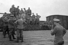 Marder_II_on_flat_car