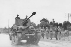 Panzerjager_Marder_III_with_trailer