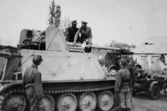 Waffen_SS_Marder_IID_and_its_crew