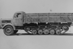 Mercedes-Benz_L4500R_Maultier_2