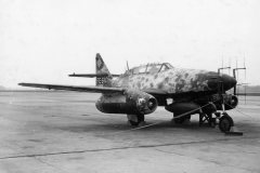 Me262B_Jet_Fighter_in_Germany_1945