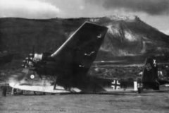 Messerschmitt_Gigant_323_side