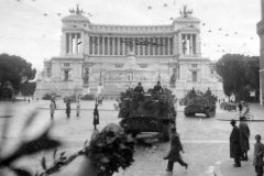 Nashorn_Rome_1944