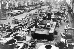 Neubaufahrzeug_tank_in_factory