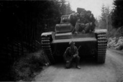Panzerkampfwagen_Neubaufahrzeug_front_view