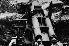 8_8cm_PaK_43_3_mit_Behelfslafette_2