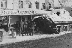 Abandoned_Panther_Ausf_G_Ardennes