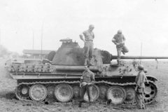 Captured_tank_Panther_Ausf_G