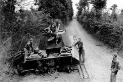 Destroyed_Panther_Engine_Bay_France_1944