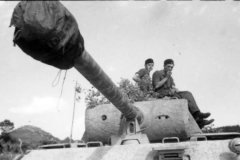 German_Panther_tank_Italy_1944