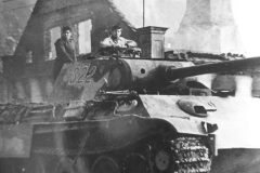 Panther_Ausf_G_number_332_Eastern_Front_September_1944