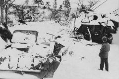 Panther_Tanks_Part_Of_A_Column_Smashed_In_A_Vally_South_Of_Stavelot