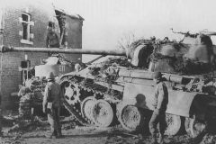 Panther_and_Panzer_IV_611