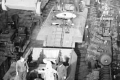 Panther_assembly_line_in_Germany