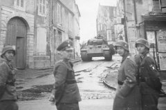 Panther_ausf_A_of_Waffen_SS_France
