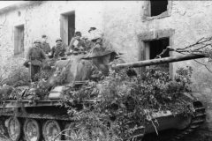 Panther_ausf_G_France_1944_5