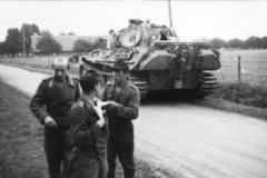 Panther_ausf_G_France_1944_7