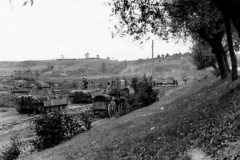 Panther_being_towed_by_Panther_and_a_SdKfz_9_FAMO