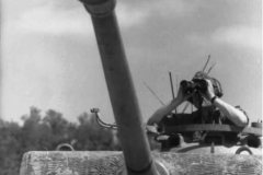 Panther_tank_commander_Italy