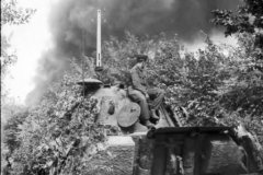 Panther_tank_in_France_1944_2