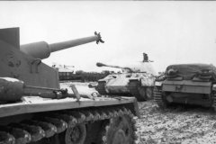 Panther_tank_in_winter_camo