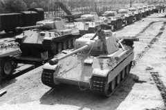 Panther_tank_rail_transport