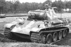 Panzer_V_Panther_ausf_G_with_IR_Sights