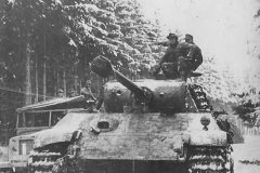 Panzerkampfwagen_V_Panther_ausf_G_winter