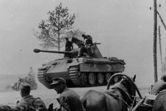 Tank_Panther_Ausf_A_of_the_3rd_SS_Panzer_Division_Totenkopf_Poland_1944